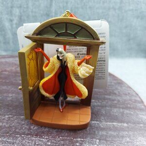 Disney Sketchbook Cruella De Vil Ornament Winter Holiday Collectible